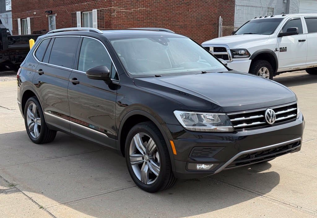 2021 Volkswagen Tiguan 2.0T SEL - Image 4