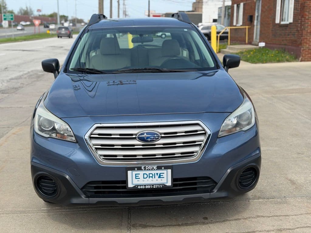 Photo 2 of 2017 Subaru Outback 2.5i