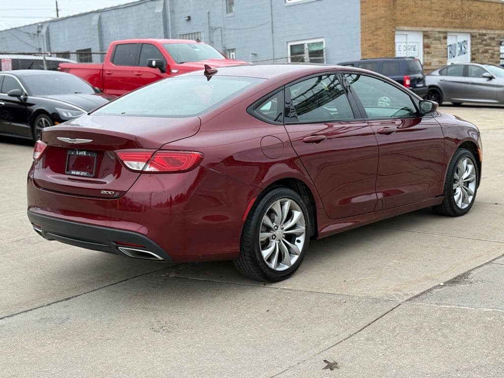 Photo 4 of 2016 Chrysler 200 S