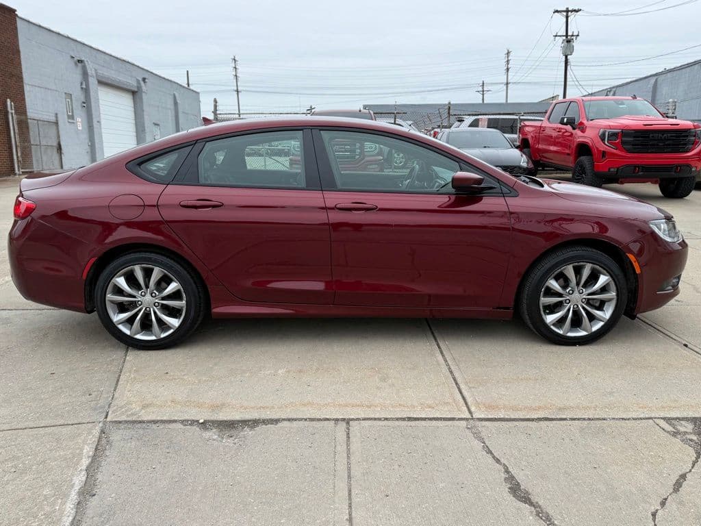 Photo 5 of 2016 Chrysler 200 S