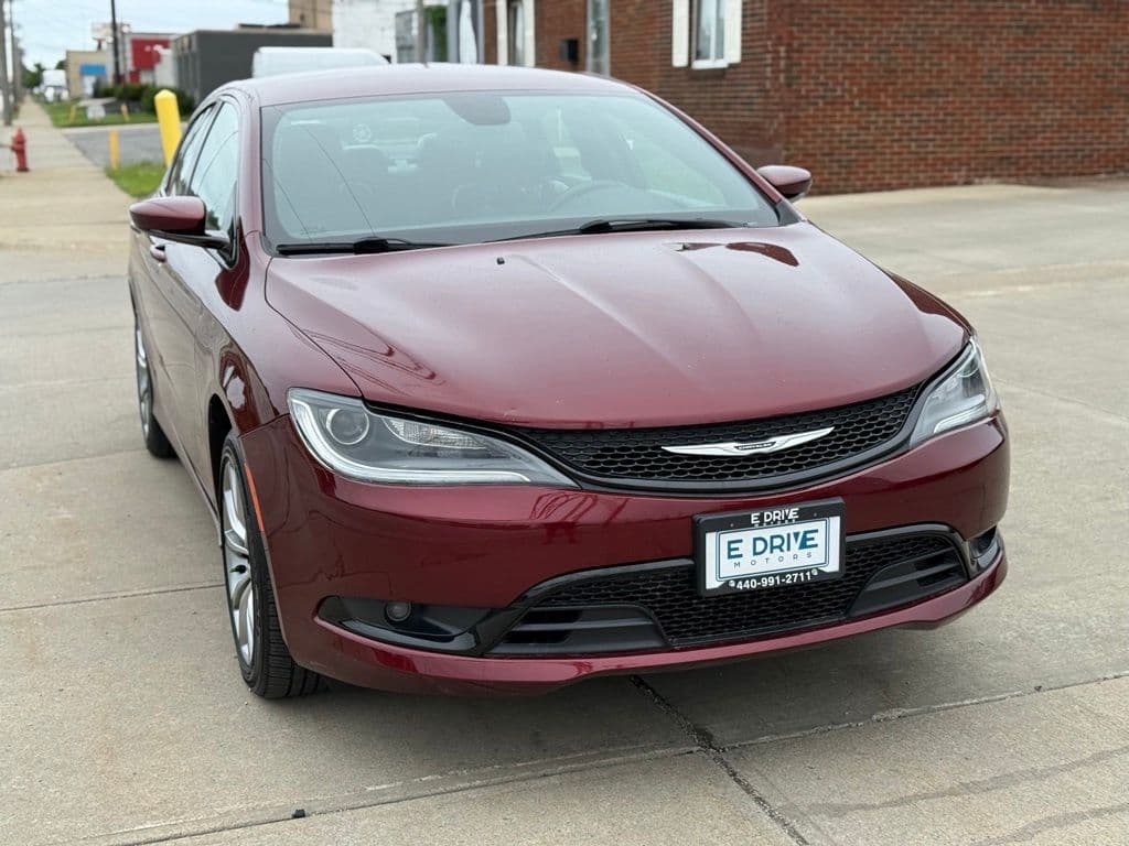 Photo 3 of 2016 Chrysler 200 S