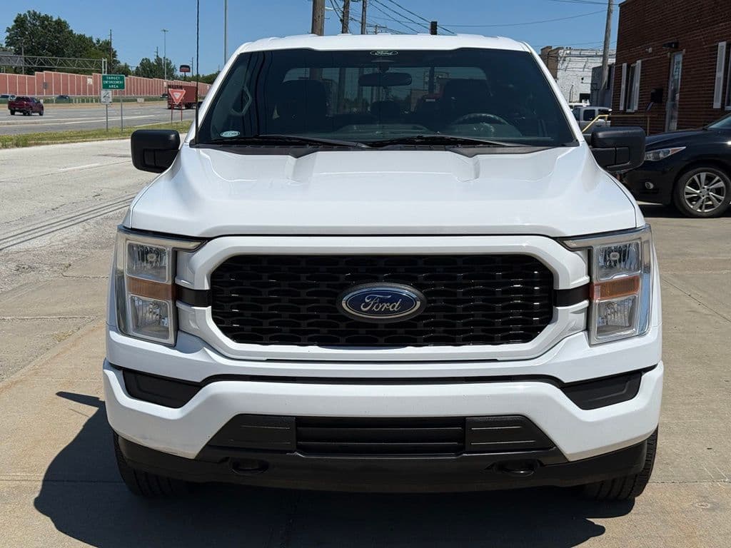 2022 Ford F-150 XL - Image 2