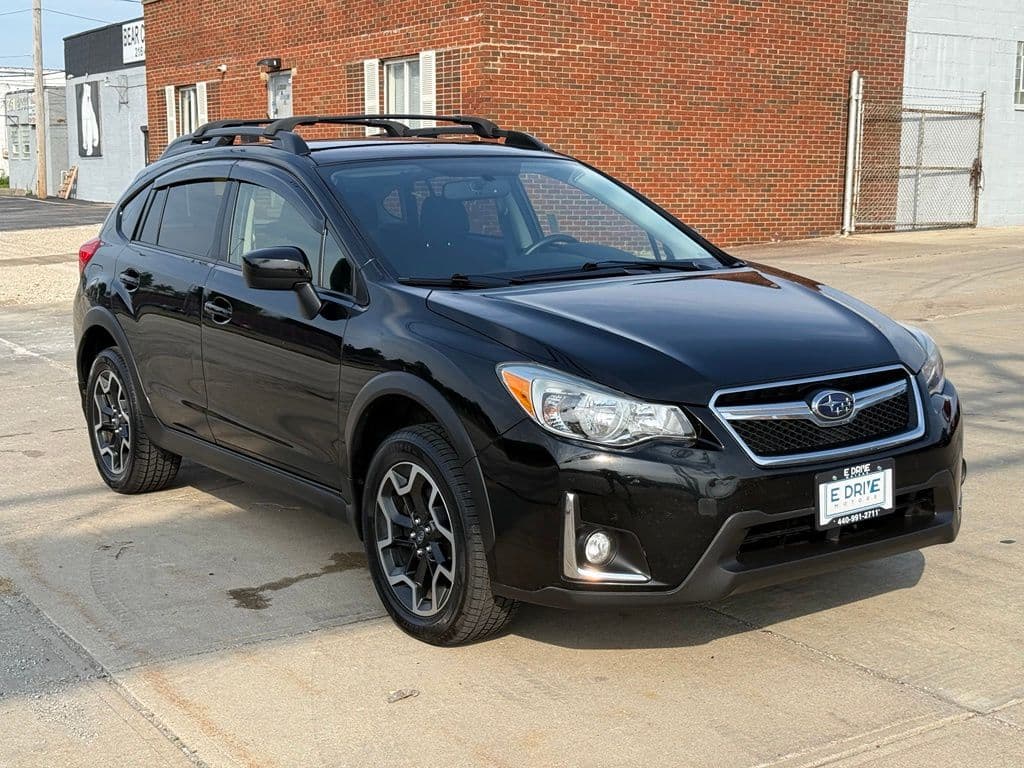 2016 Subaru Crosstrek 2.0i Premium - Image 4