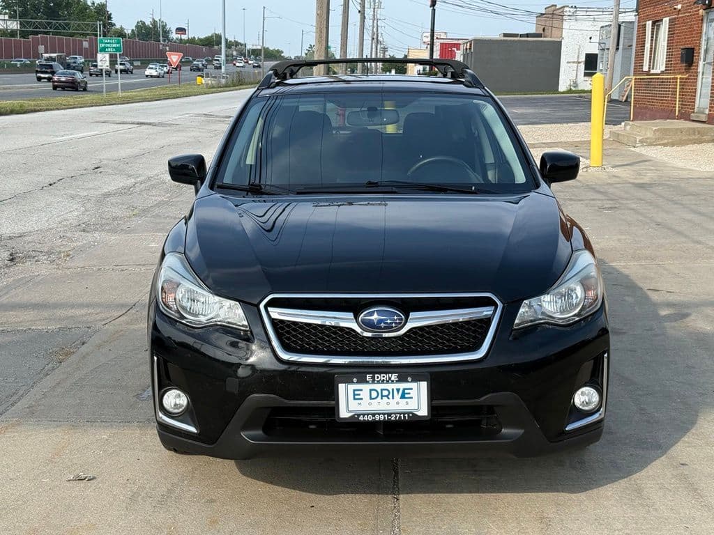 2016 Subaru Crosstrek 2.0i Premium - Image 2