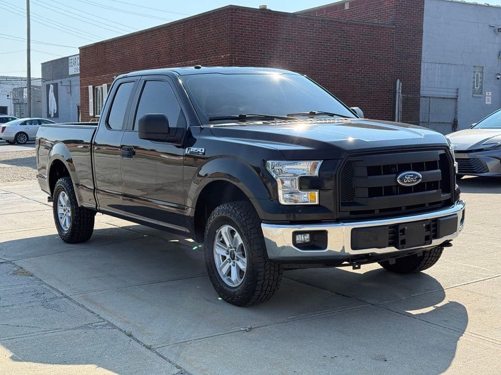 Photo 4 of 2017 Ford F-150 XL