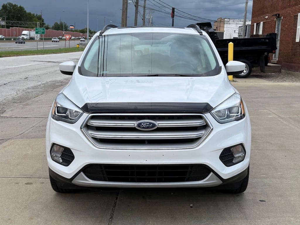 Photo 2 of 2018 Ford Escape SEL