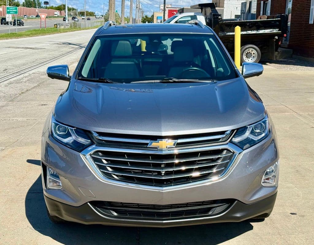 Photo 2 of 2019 Chevrolet Equinox Premier