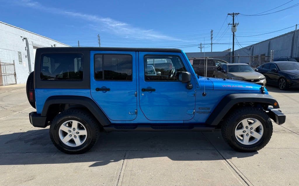2015 Jeep Wrangler Unlimited Sport - Image 5