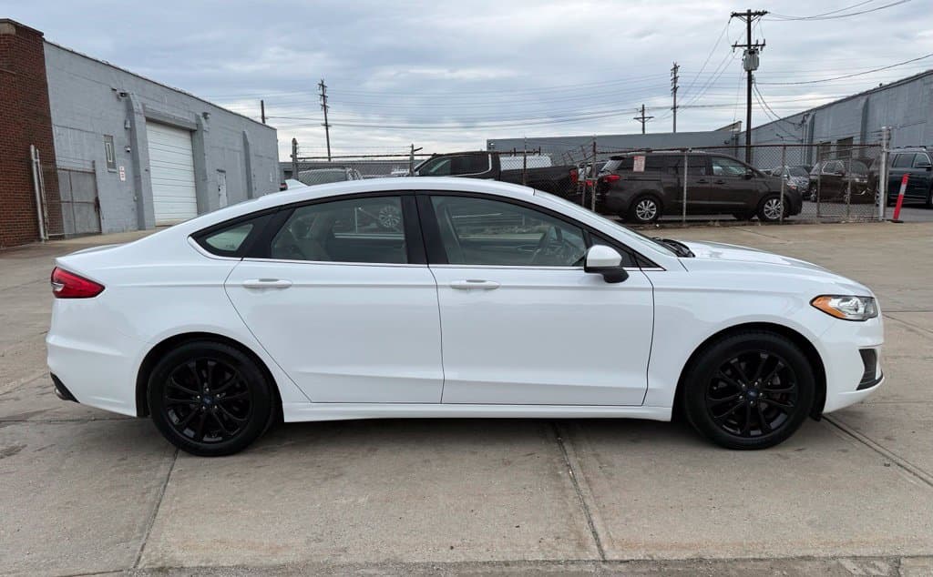 Photo 5 of 2019 Ford Fusion SE