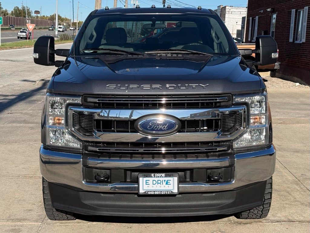 2022 Ford F-250 Super Duty XL - Image 2