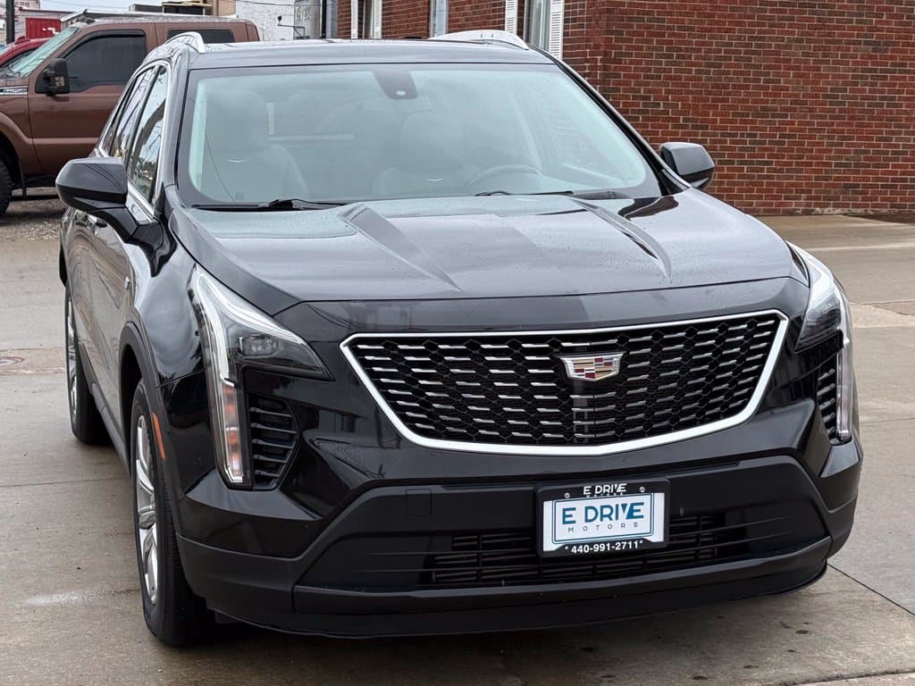 Photo 4 of 2019 Cadillac XT4 Luxury
