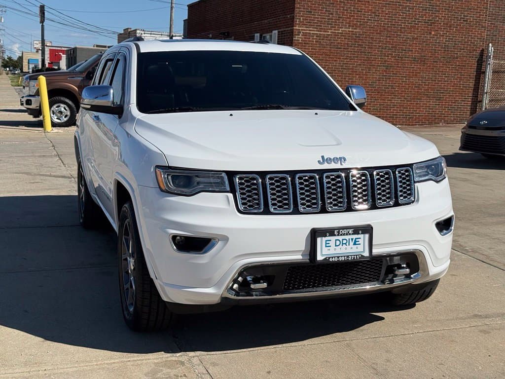 Photo 2 of 2020 Jeep Grand Cherokee Overland