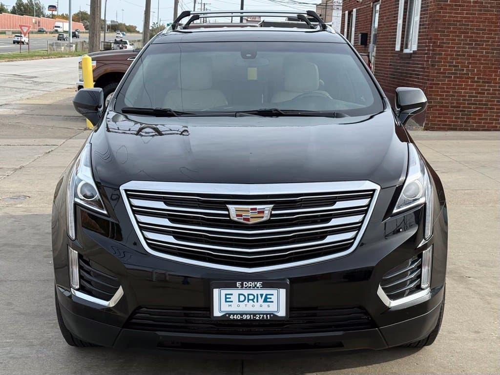 Photo 2 of 2019 Cadillac XT5 Base