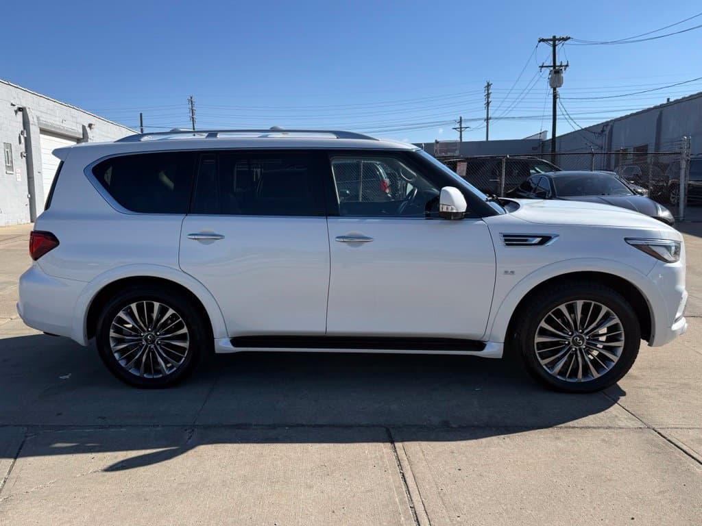 Photo 5 of 2019 INFINITI QX80 Luxe