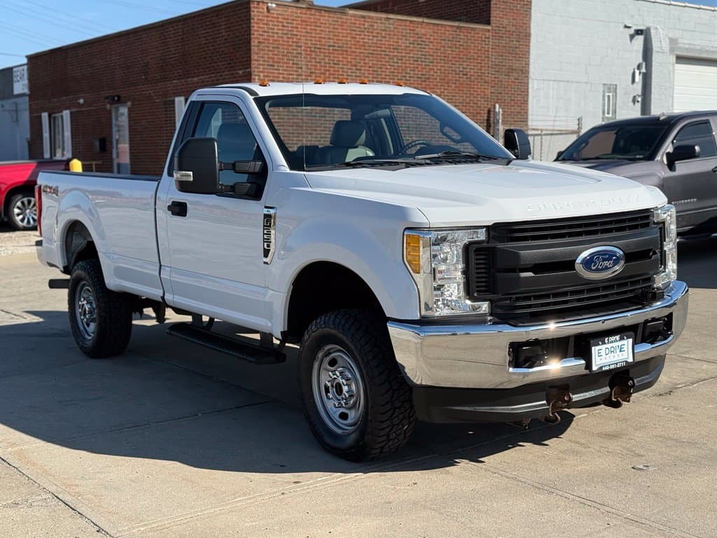 Photo 4 of 2017 Ford F-250 Super Duty XL