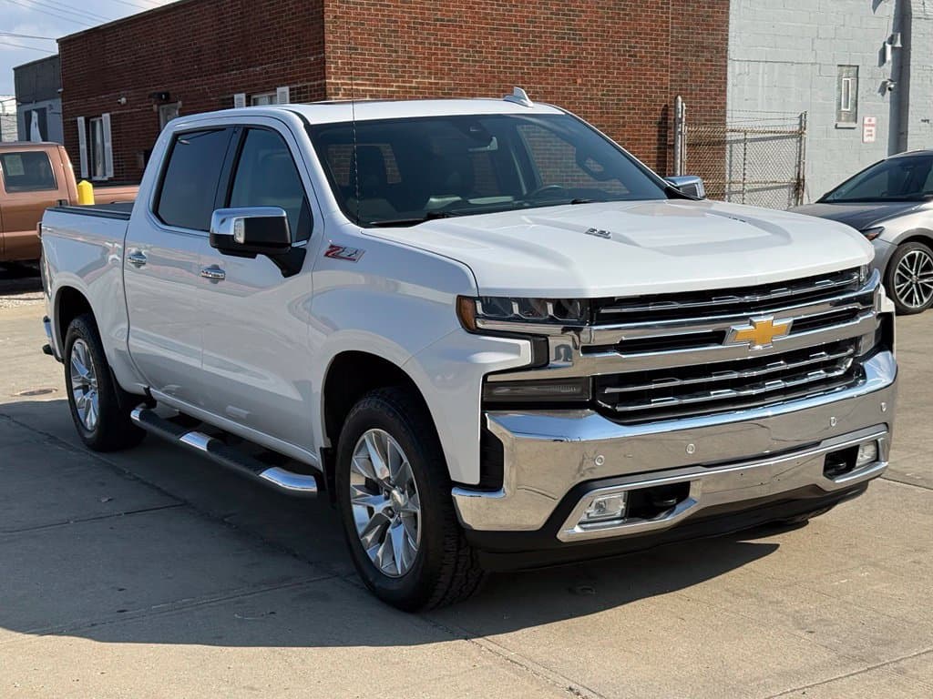 Photo 4 of 2019 Chevrolet Silverado 1500 LTZ