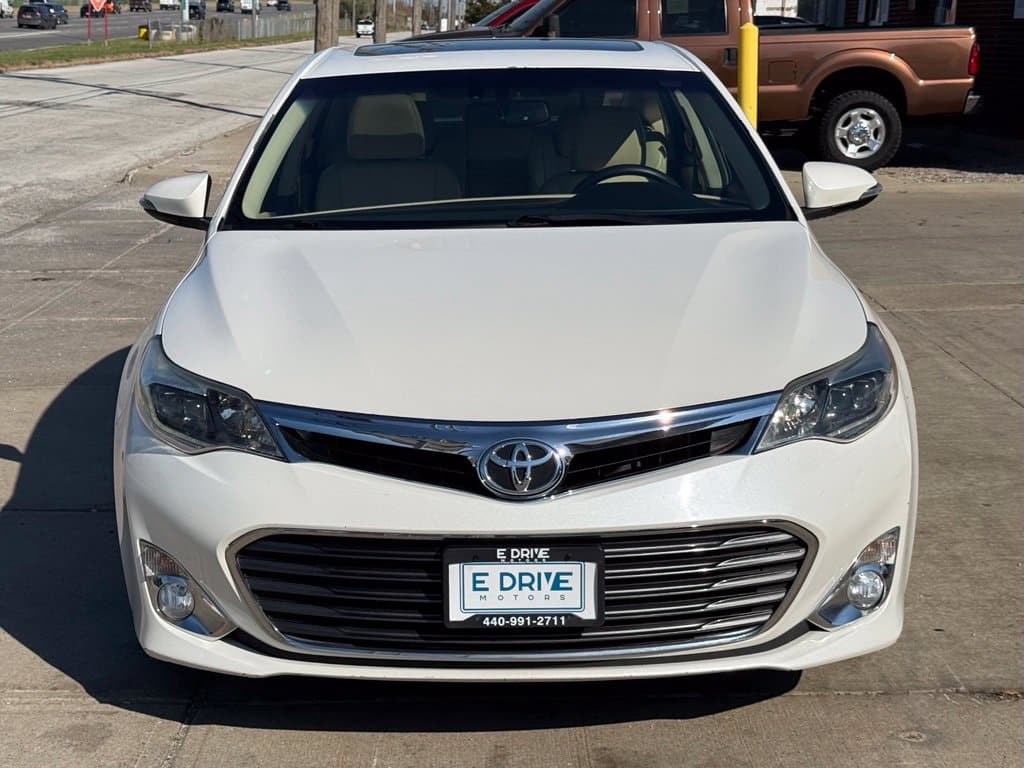 Photo 2 of 2014 Toyota Avalon Limited
