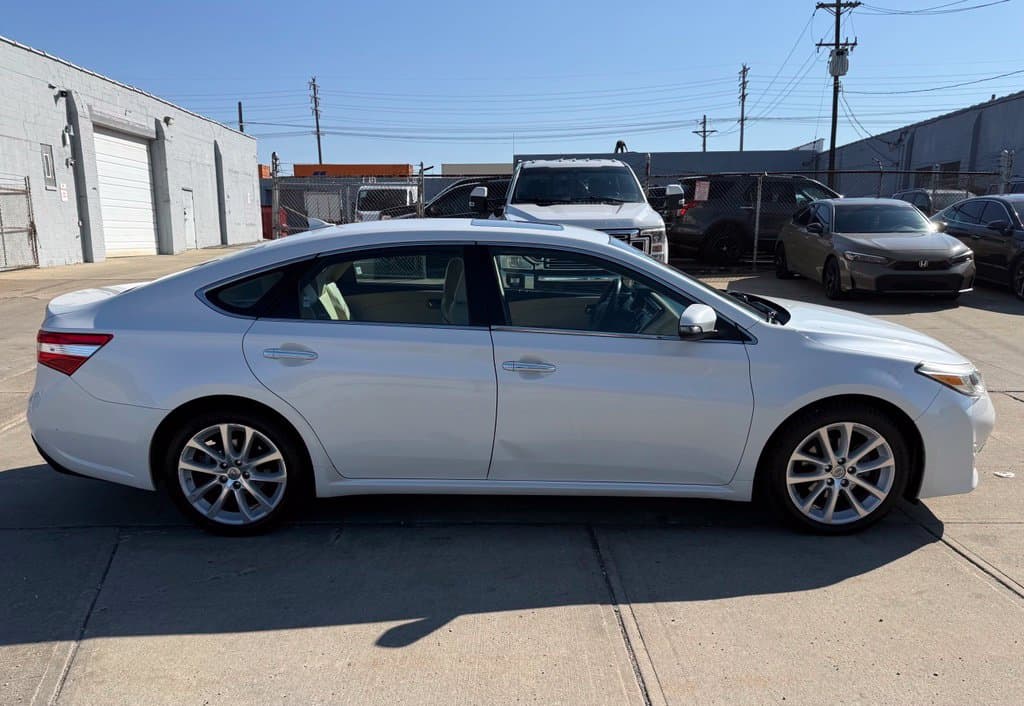 Photo 5 of 2014 Toyota Avalon Limited